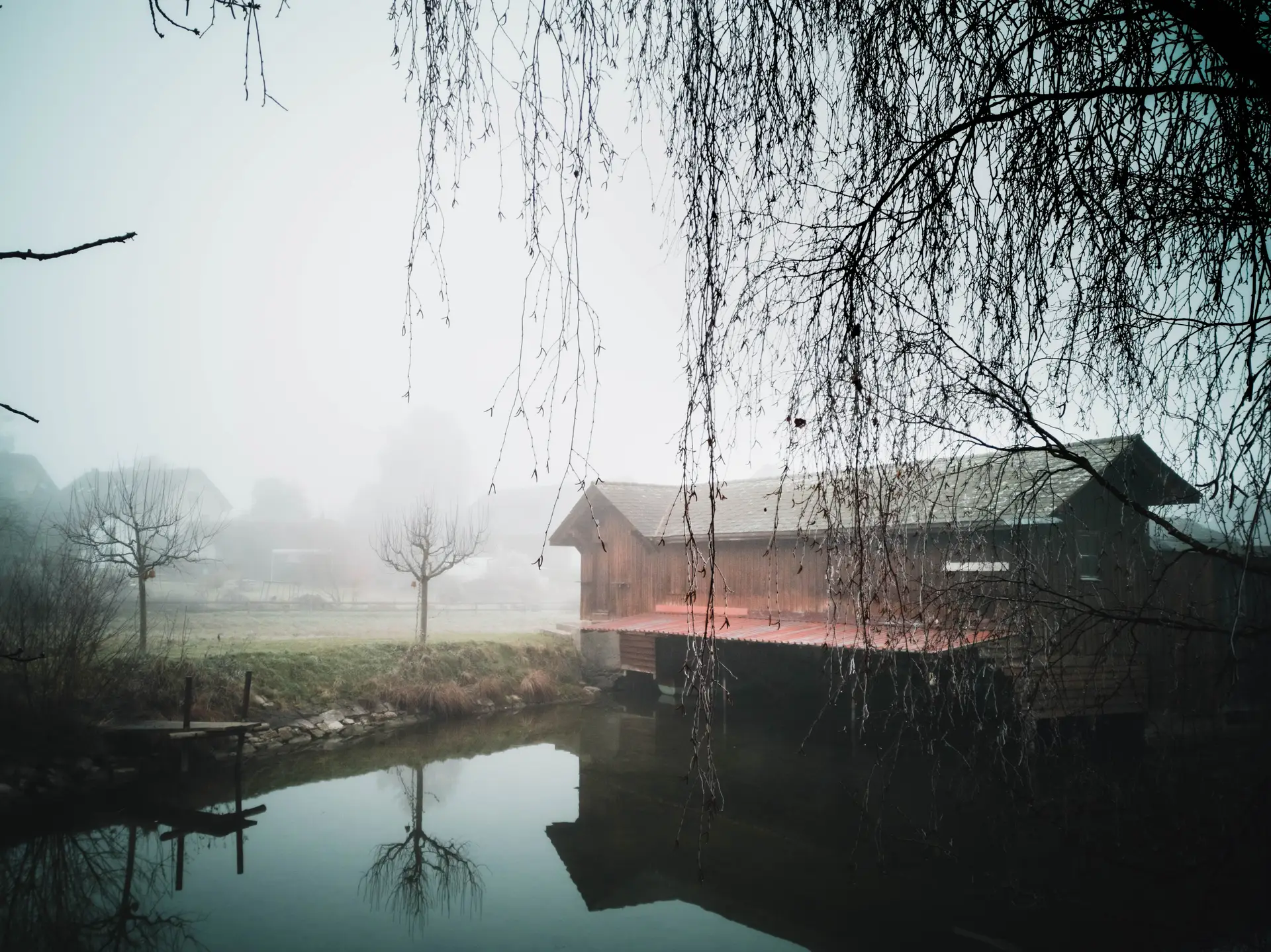 a_building_on_a_foggy_day.jpg